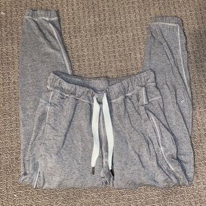 light gray lululemon joggers/ sweatpants